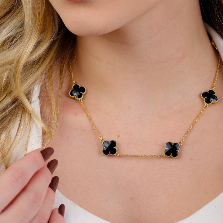 Conjunto Emeline Com Zircônia Preta - Colar e Brincos