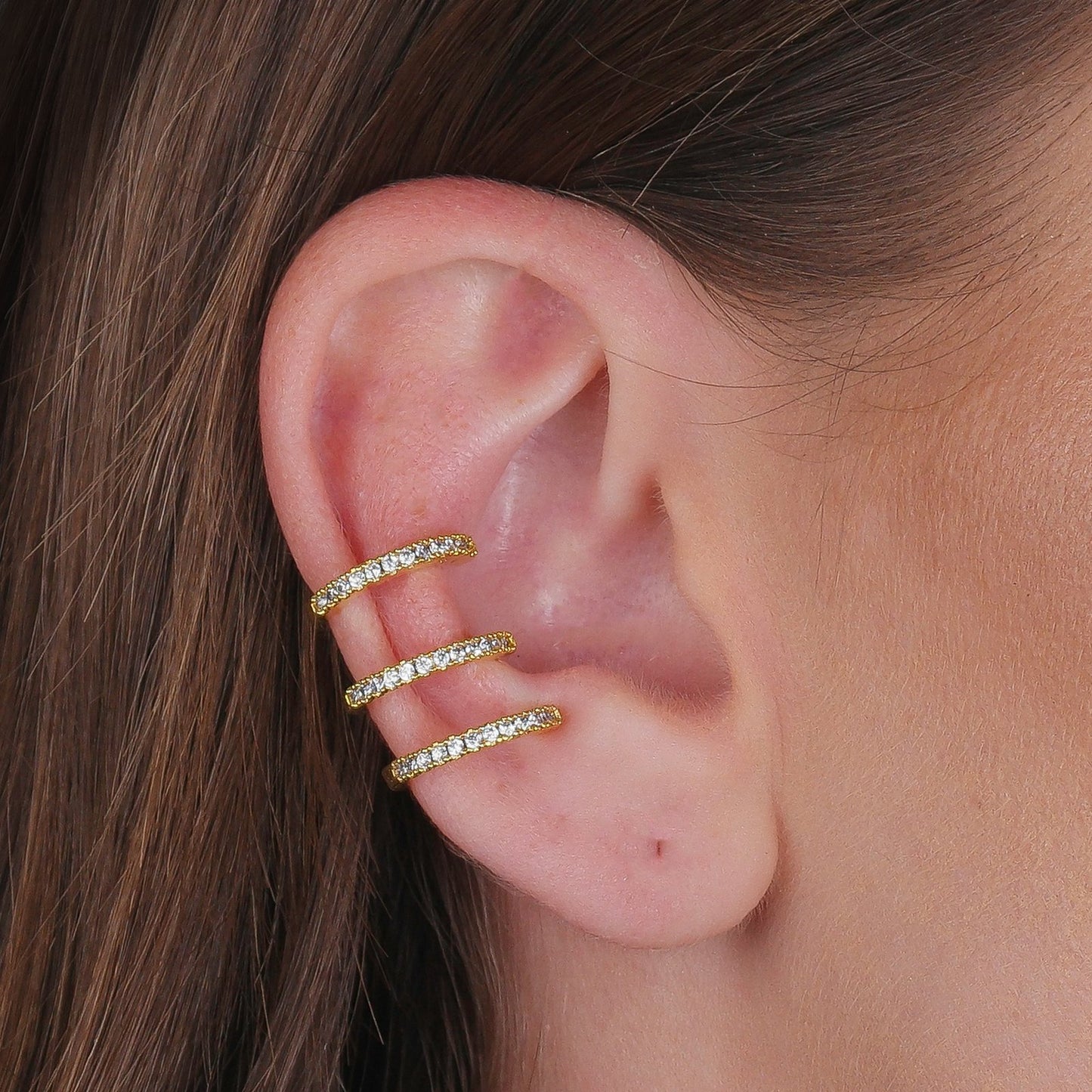 Piercing Margot Dourado Três Argolas Cravejado de Zircônia