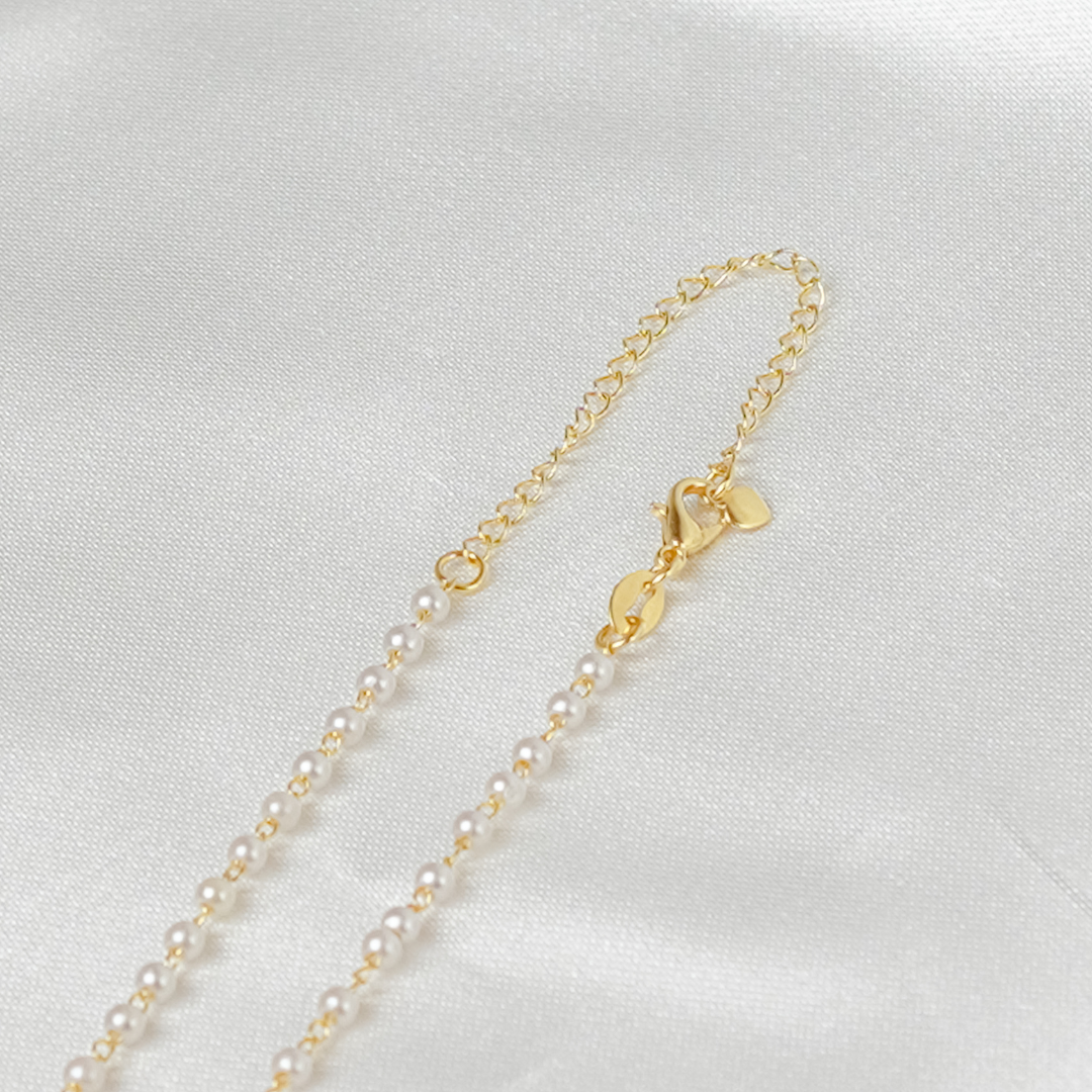 Colar Thaynara Dourado Chocker de Pérolas
