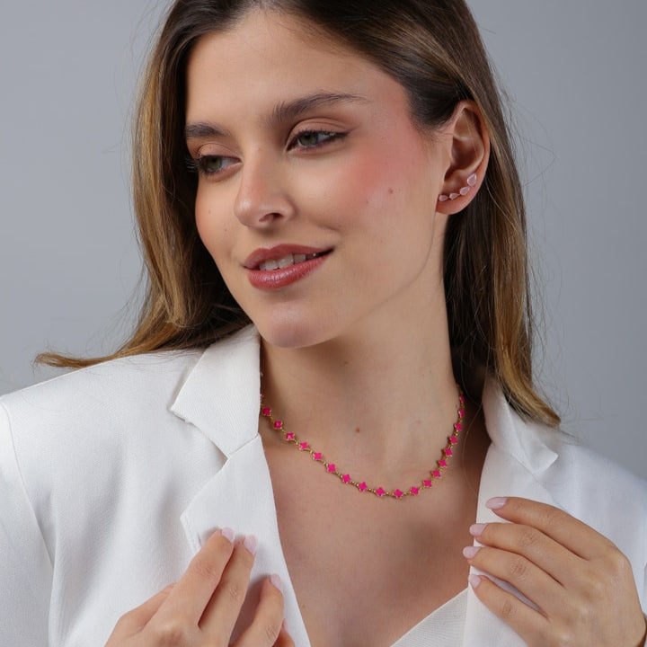 Colar Betty Dourado de Trevos Rosas