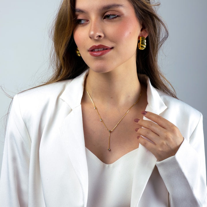 Colar Campellier Dourado Gravatinha com Pontos de Luz