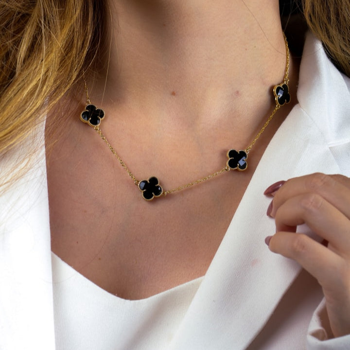 Colar Emeline Dourado 5 Trevos Preto