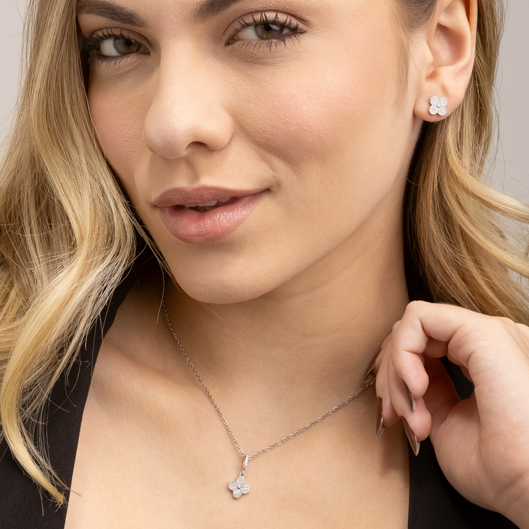 Conjunto Riana Prateado de Trevo Cravejado de Zircônia