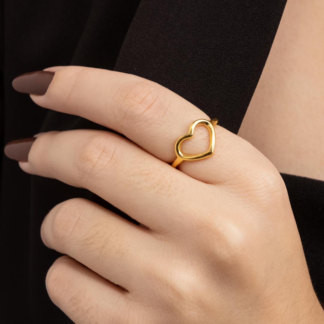 Anel Isadora Dourado de Coração