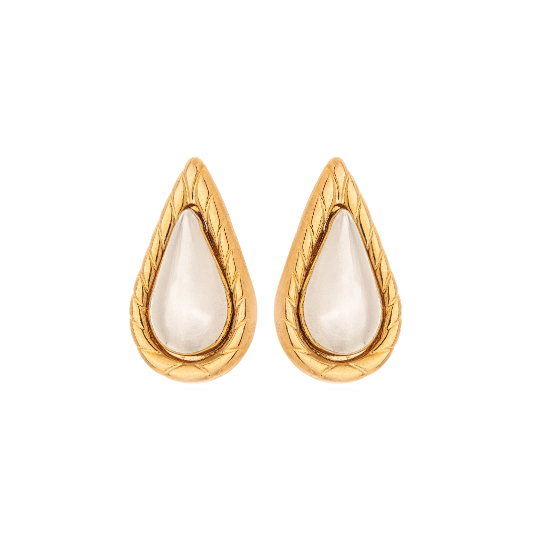 Brinco Taillor Dourado e Prateado Formato Gota