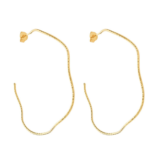 Brinco Martina Dourado de Argola Ondulada Assimétrica