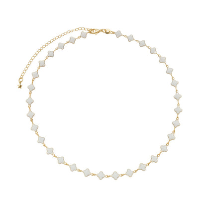Colar Calla Dourado com Trevos Brancos