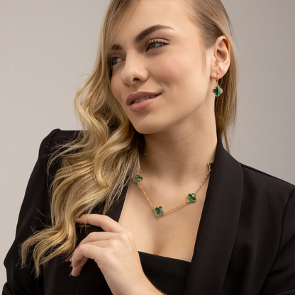 Colar Emeline Dourado 5 Trevos Verde