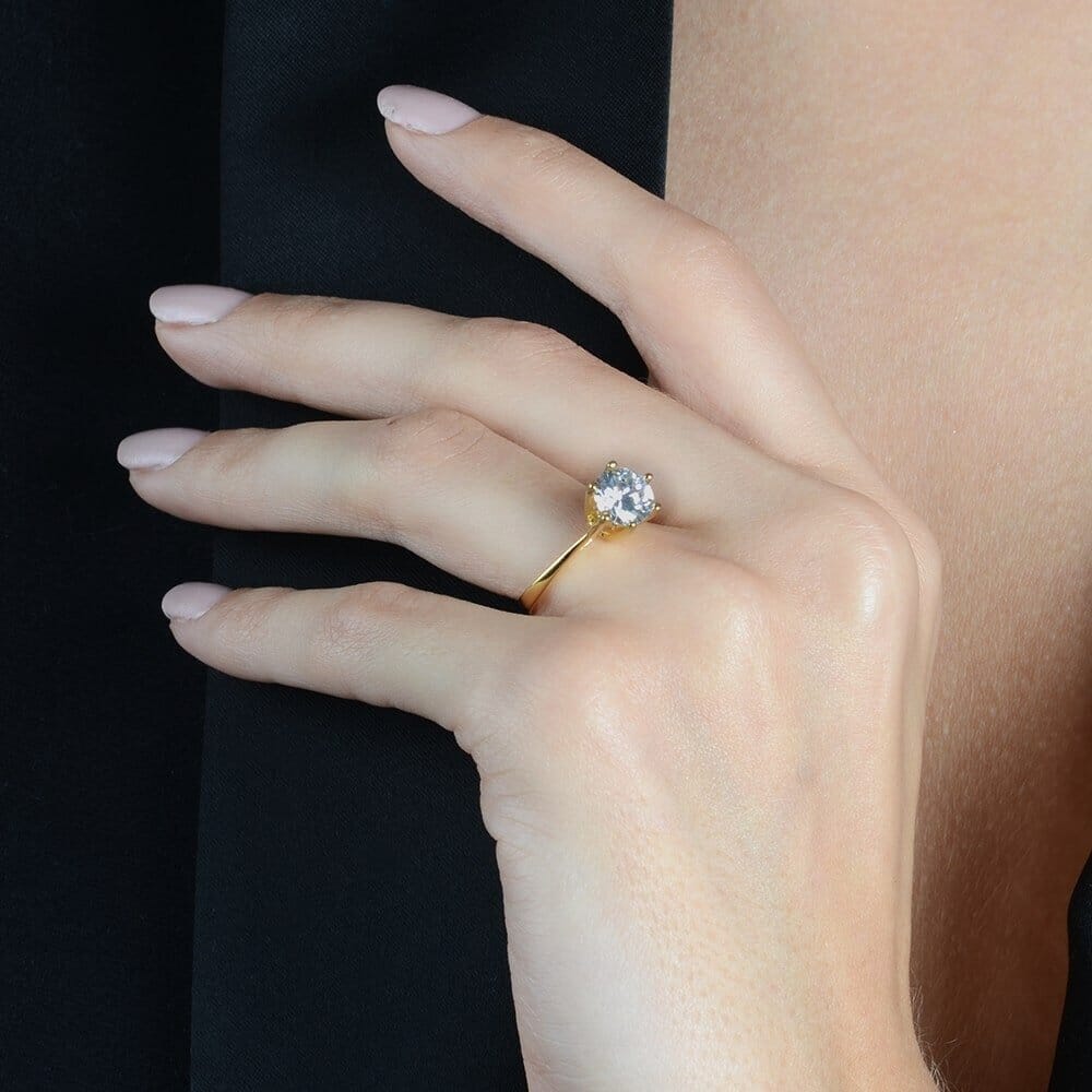 Anel Lorena Dourado Solitário com Pedra Zircônia - Fonttani