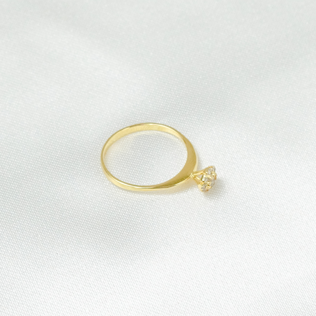 Anel Marina Dourado com 9 Pedras de Zircônia - Fonttani