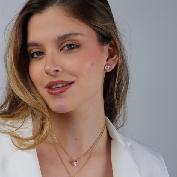 Brinco Grazzi Dourado de Pedra Zircônia em formato de Coração - Fonttani