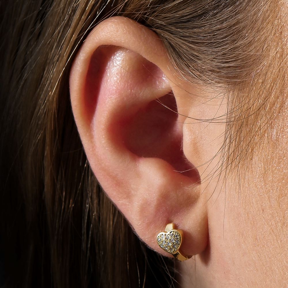 Brinco Patrícia Dourado de Argolinha Pequeno Coração Cravejado de Pedras - Fonttani