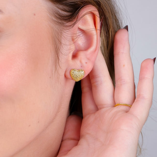 Brinco Tati Dourado de Coração Irregular - Fonttani