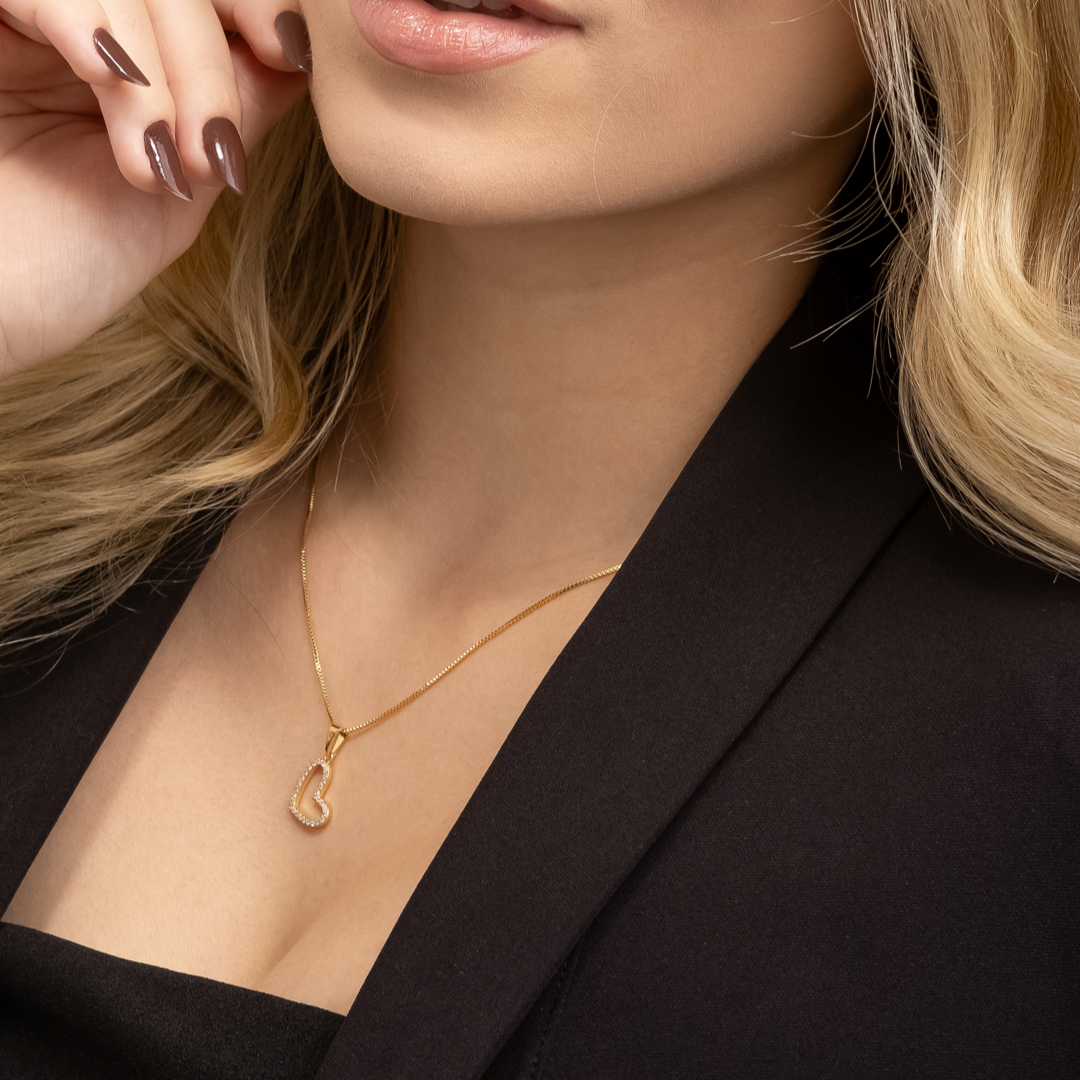 Colar Charming Dourado de Coração Irregular Vazado com Zircônia - Fonttani
