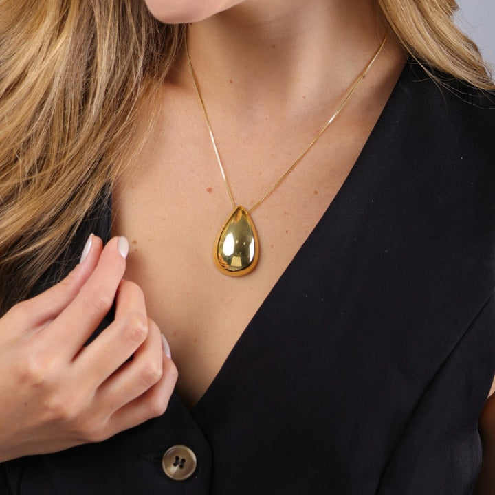 Colar Samyra Dourado de Gota - Fonttani