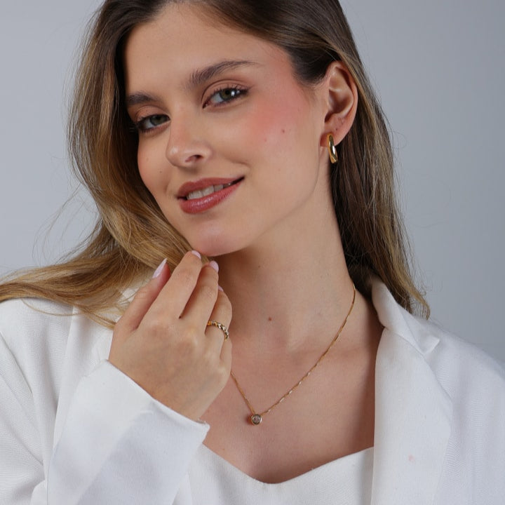 Kit Miss Trio - Anel, Brincos e Colar - Fonttani