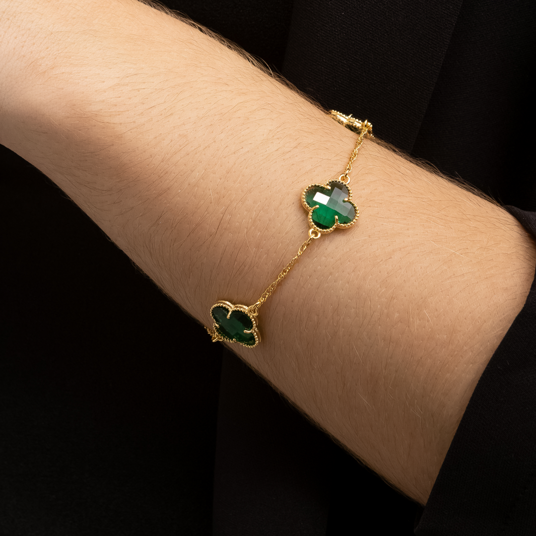 Pulseira Emeline Dourada Trevos Zircônia Verde - Fonttani